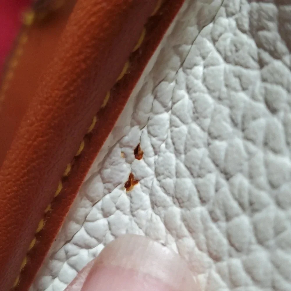 Dooney and bourke vintage white tan leather handbag dr bag style. - Picture 9 of 13